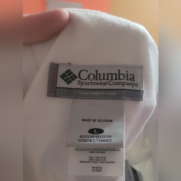 Columbia pants(Sold) - Picture 3 of 3